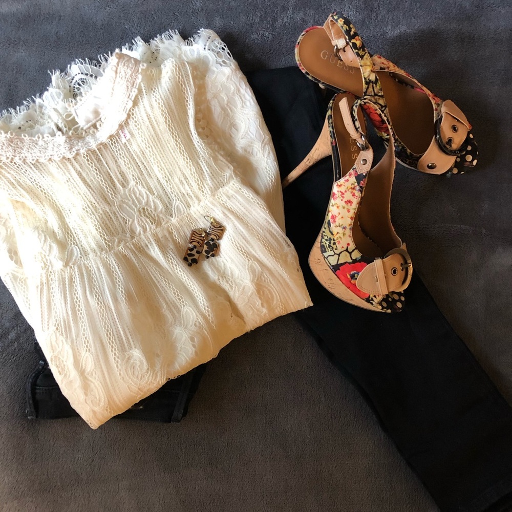 Guess Retro Platform Floral & Leopard Buckle Heels